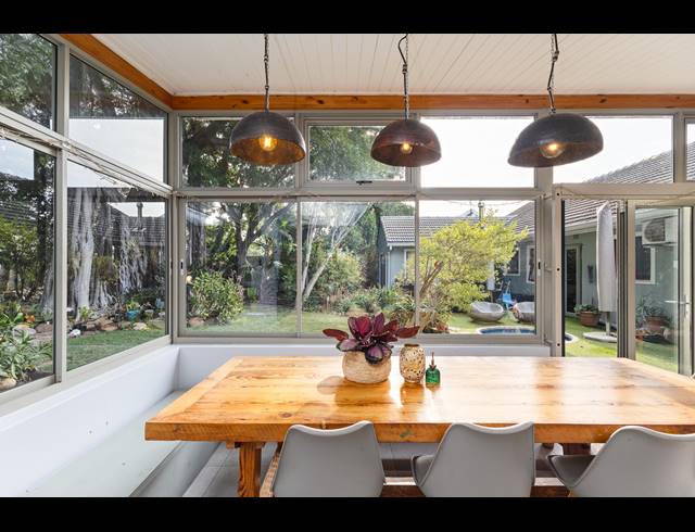 4 BEDROOM FREEHOLD FOR SALE IN TABLE VIEW